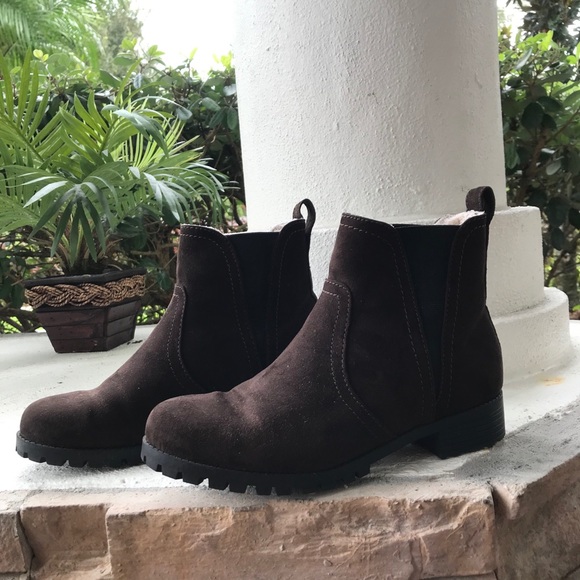 Chelsea Brown Winter Wool Suede Boots - Picture 2 of 12